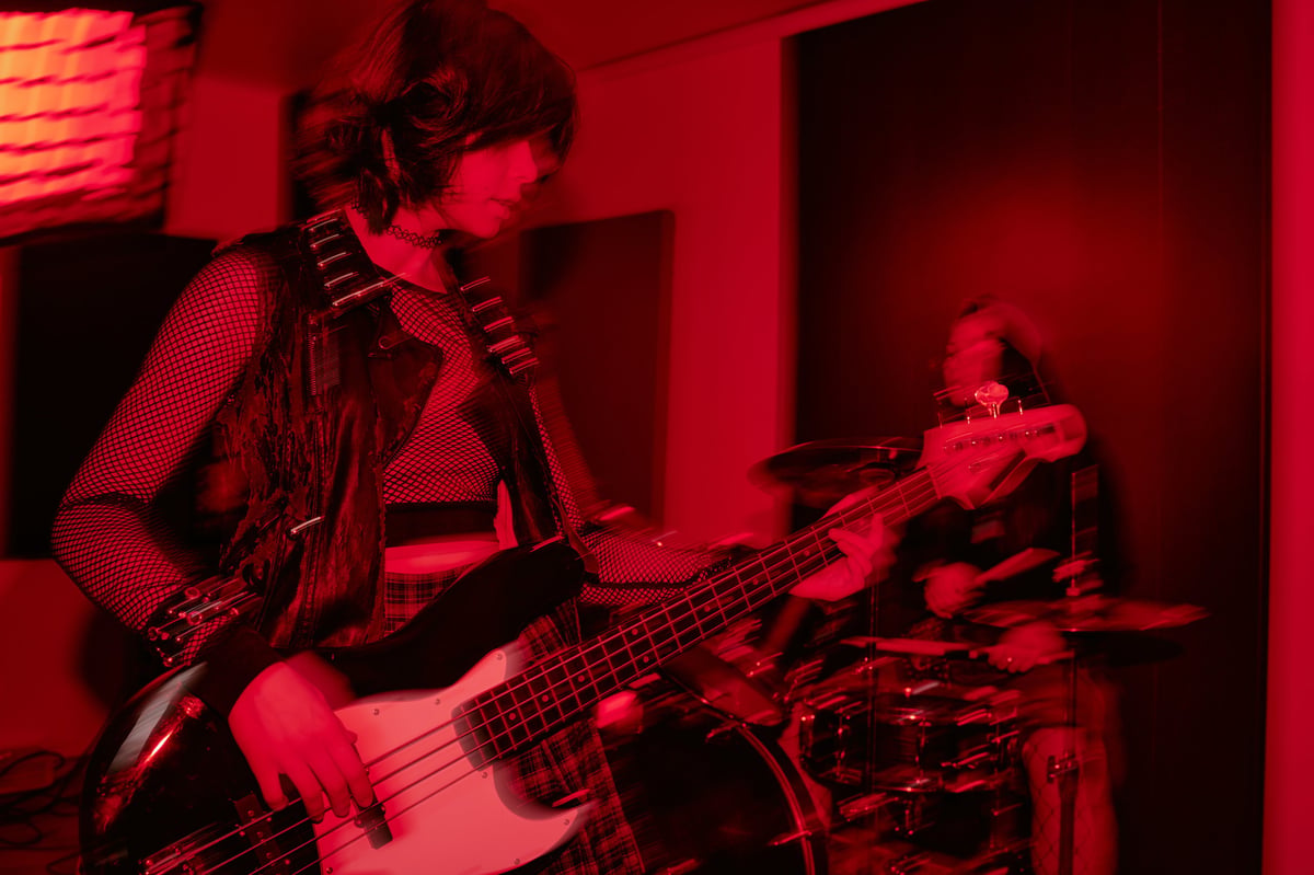 Plants, Neon Beams band performing live on stage